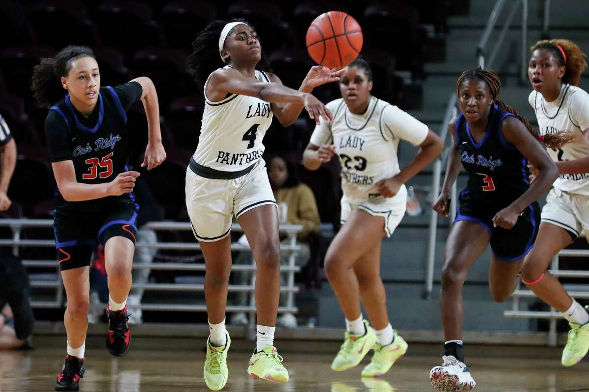 McDowell, Cypress Springs girls shut down Oak Ridge in area playoffs