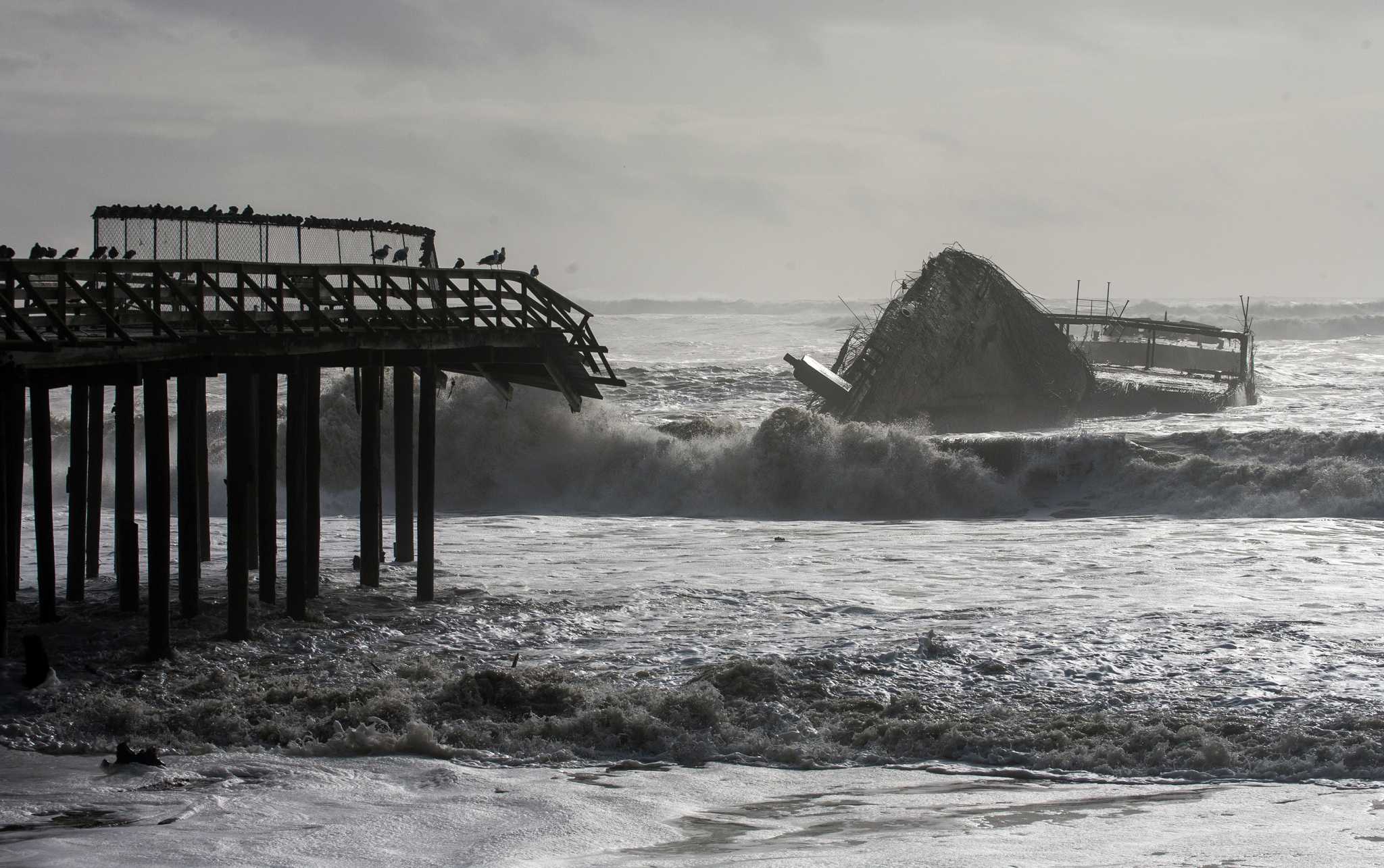 Historic Santa Cruz pier to be demolished after winter storm damage