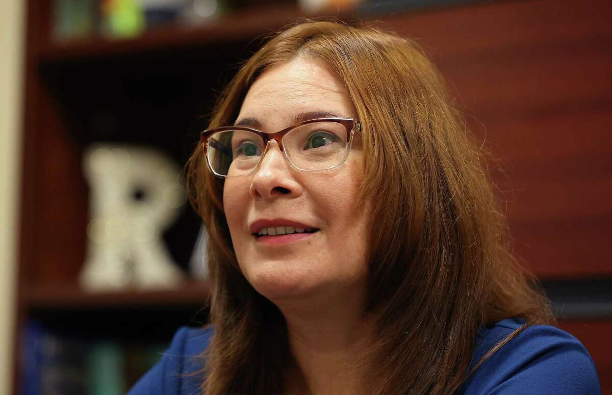 Principal Rebecca De Leon discusses her goals for Graebner Elementary and the nearby community Feb. 8. The school is forming a partnership with UTSA to improve its dual language program. SAISD has the most partnerships aimed at attracting and retaining students and turning around struggling schools, but this fall a few programs fell below standard and were terminated.