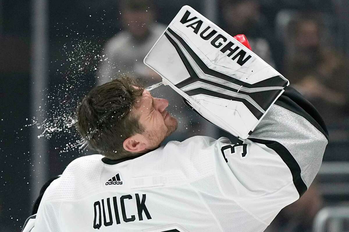 Jonathan Quick, who won two Stanley Cups, traded by Los Angeles Kings