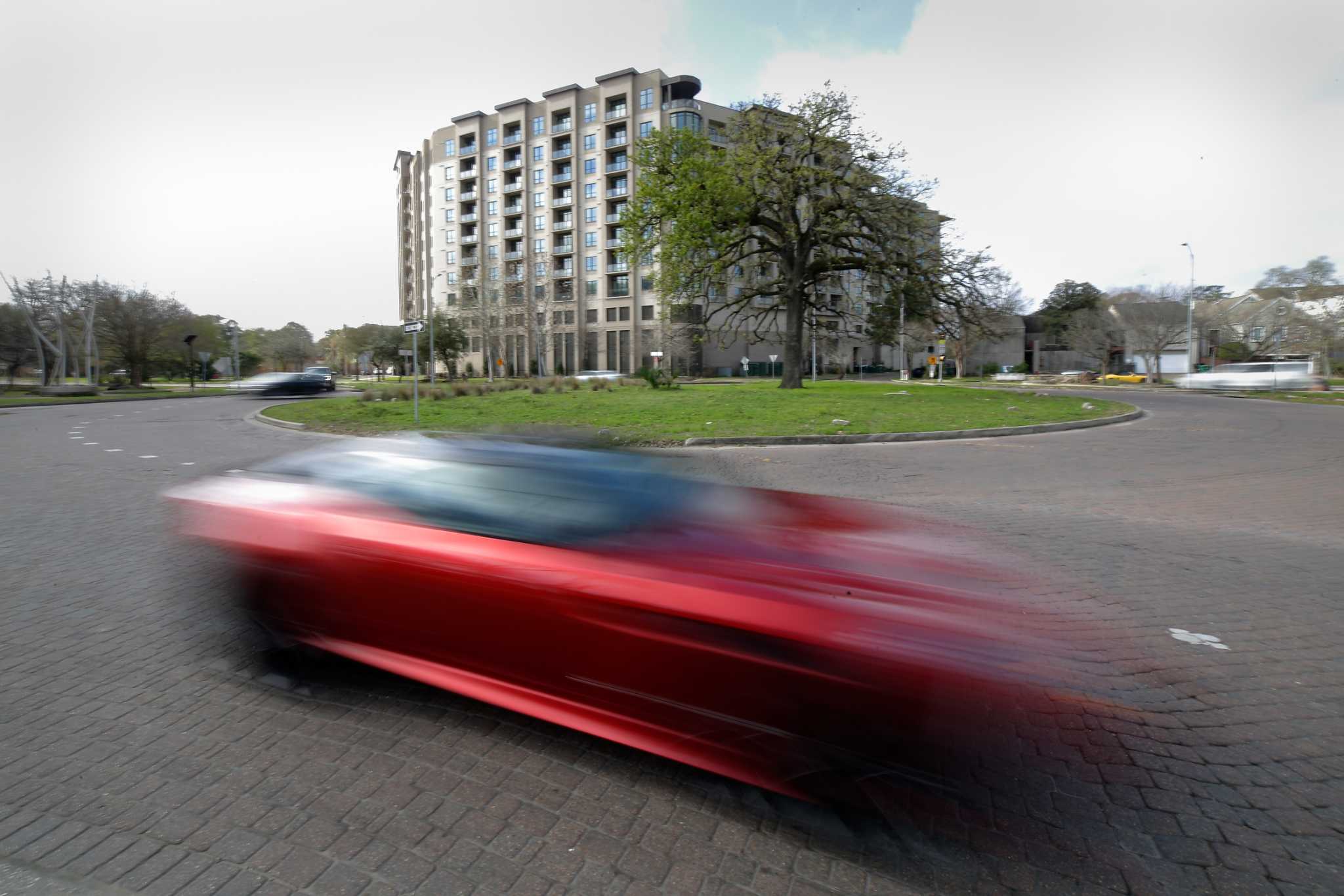 Roundabout, Memorial Park access set for summer construction