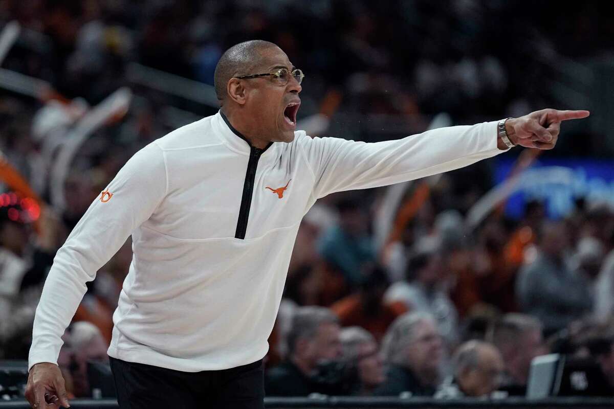 Texas Longhorns' interim coach Rodney Terry up for the challenge