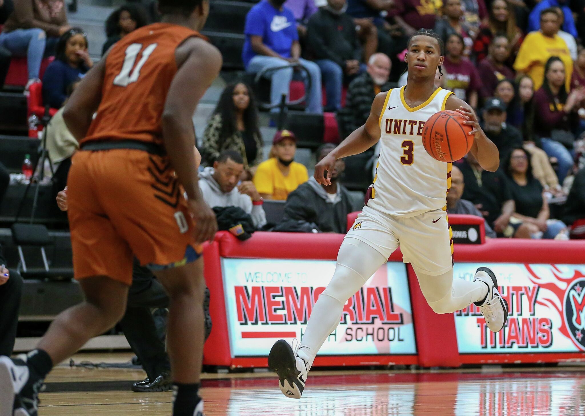 Southeast Texas High School Basketball Playoff Schedule For Friday