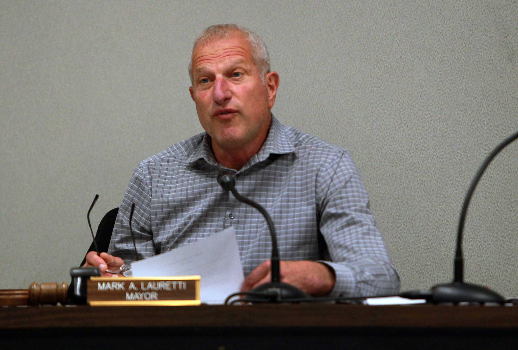 Developer plans 16-house development on land owned by Shelton mayor - Vimarsana News