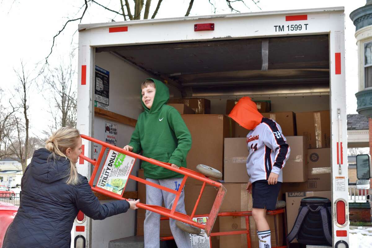 Angels of Action Big Rapids receives 664 blankets from 7th grader