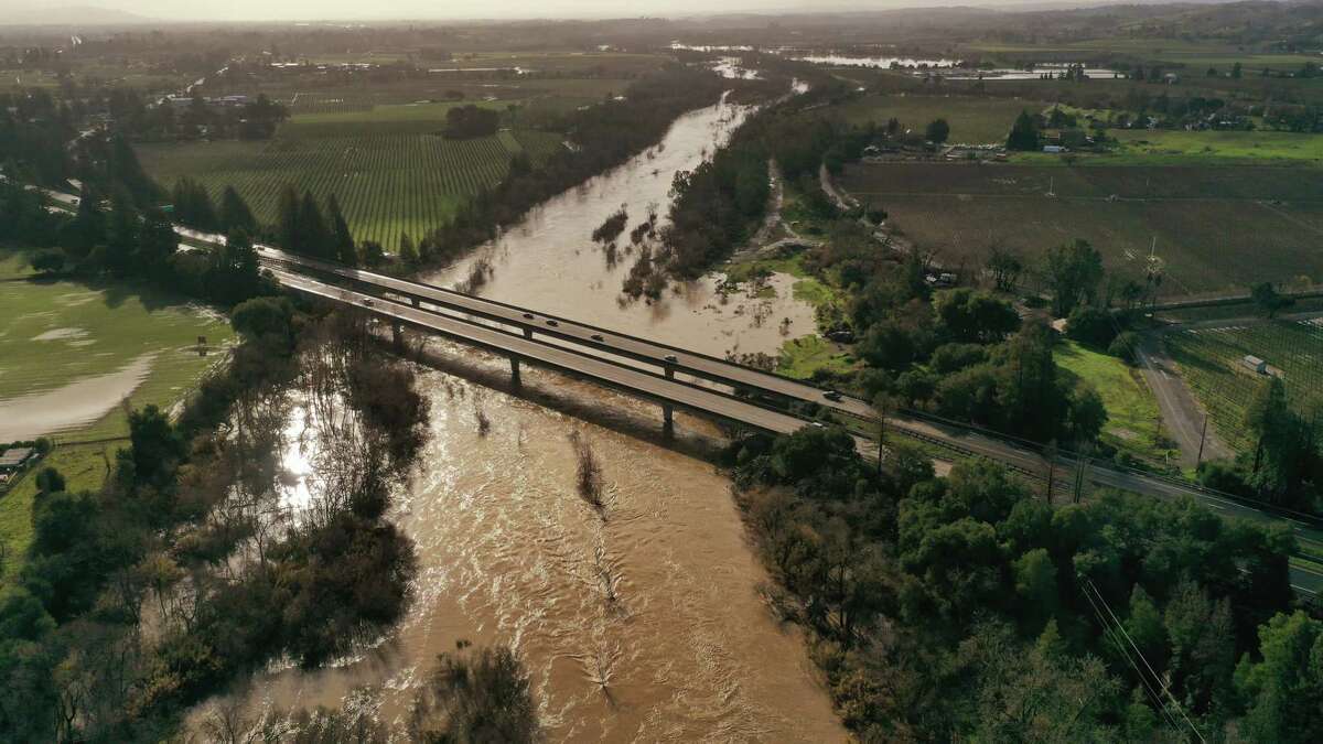 Highway 101 spans the Russian River in Healdsburg. A federal appeals court refused Tuesday to halt a Trump-era rule that barred states from enforcing stricter standards than the U.S. government on pollution of waterways by pipelines and other industrial projects.