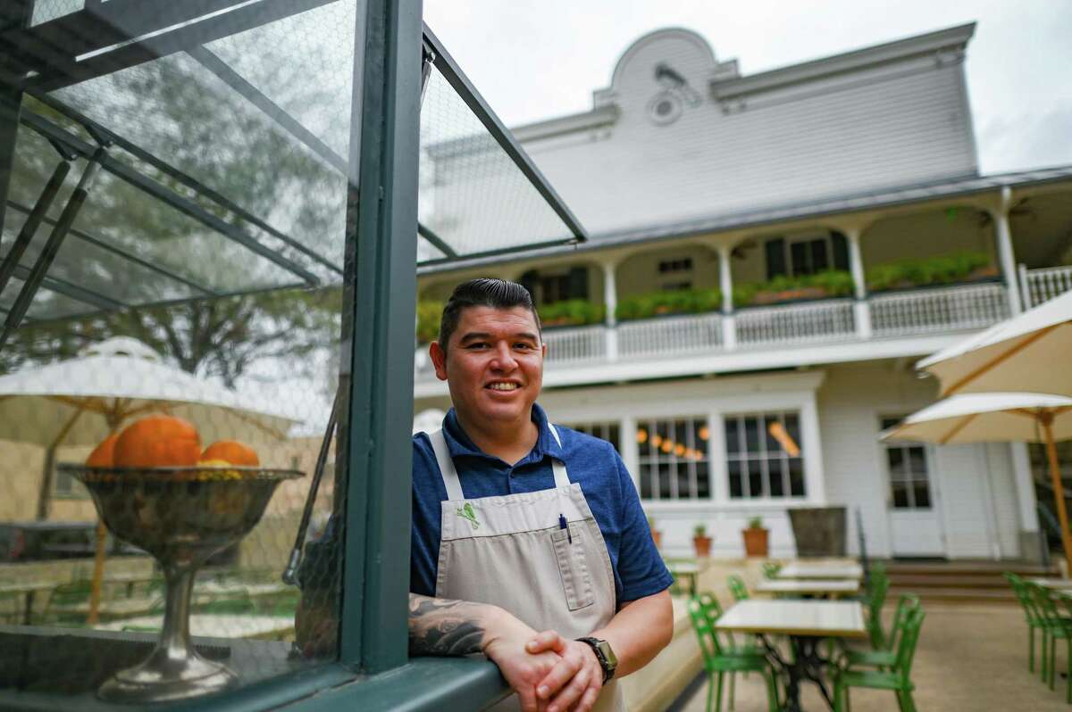 Jaime Gonzalez — executive chef at Carriqui, one of the newest restaurants at Pearl — traces his love of cooking to picking fruit with his great-grandfather while growing up in Southern California. The two would pick fruit from trees in the family’s backyard to make moles, jellies and jams.