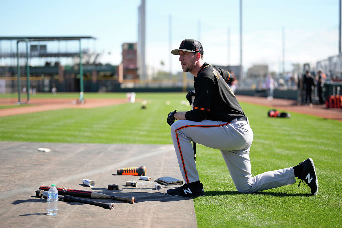 Spring Training 2020: San Francisco Giants players pose for 'back