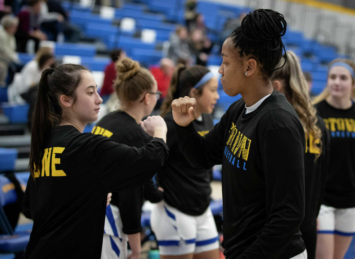 UConn women's basketball recruit KK Arnold gets set before her Senior Night game at Germantown High School in Germantown, Wisconsin Feb. 14, 2023.