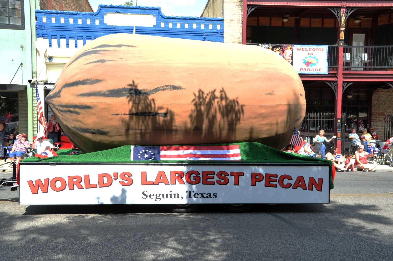 World's Largest Pecan