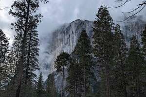 Giant piece of El Capitan crashes down as Yosemite visitors watch