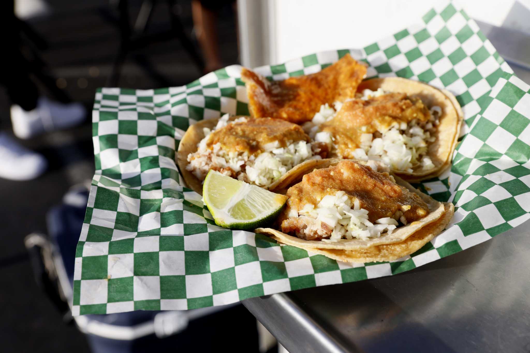 Tacos El Lider prépare les tacos les plus rares de la région de la baie