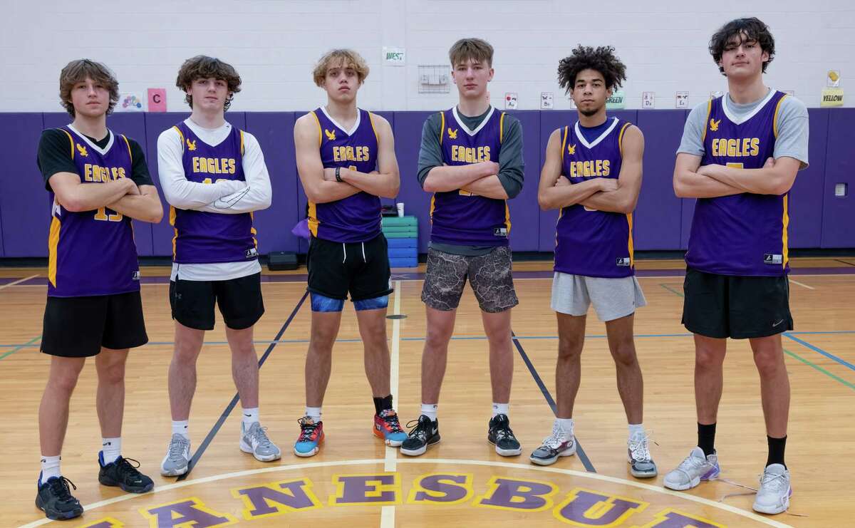 Duanesburg dazzles with dominating defense in quest for Class C glory