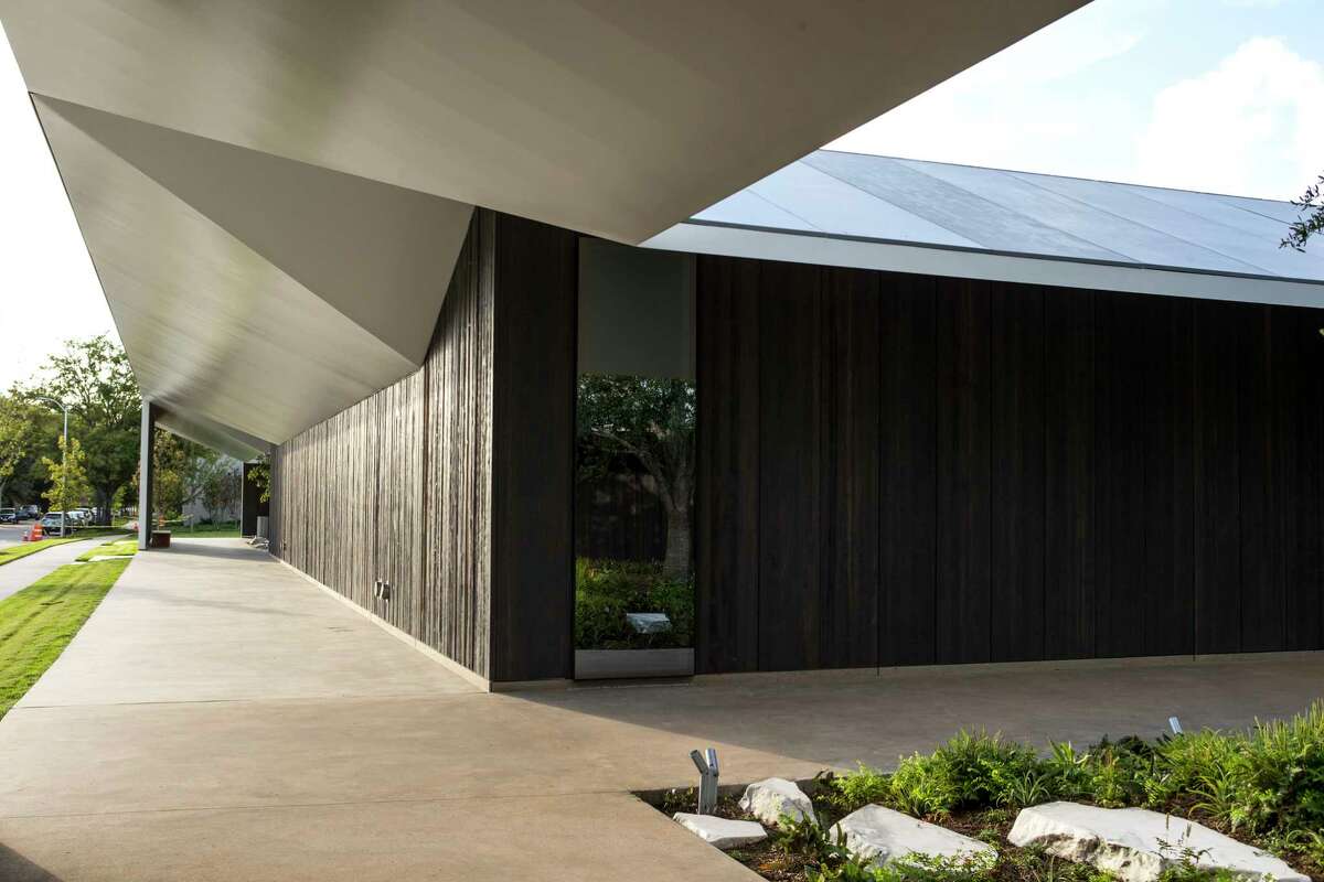 An exterior walkway is shown Menil Drawing Institute on Tuesday, Oct. 30, 2018, in Houston.