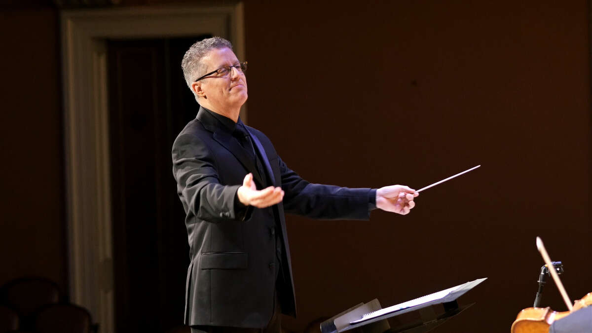José Daniel Flores-Caraballo is the Opalka family artistic director, leading and conducting Albany Pro Musica, the chorus in residence at the Troy Savings Bank Music Hall. 