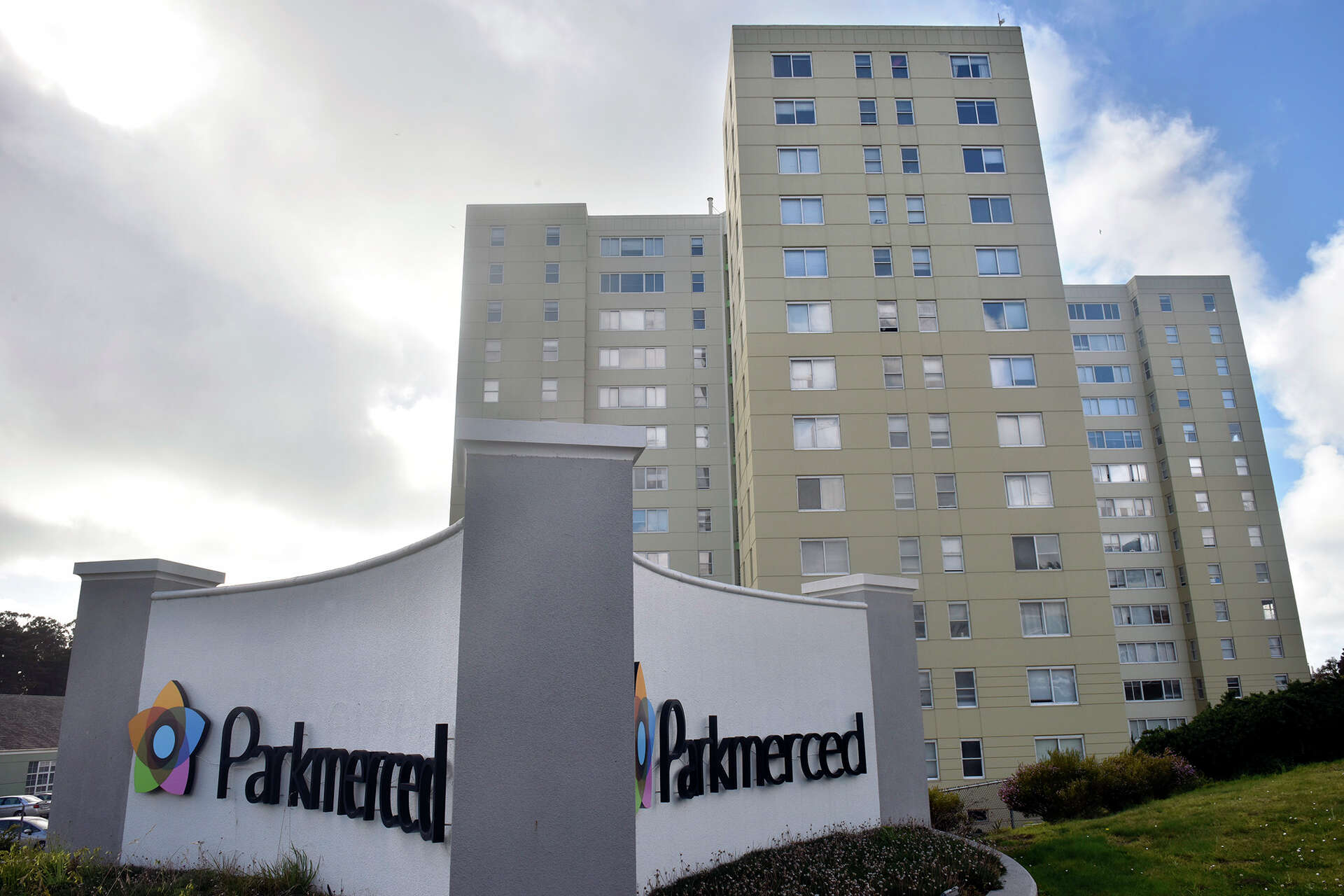 Why a promised rebuild of San Francisco's Parkmerced hasn't happened