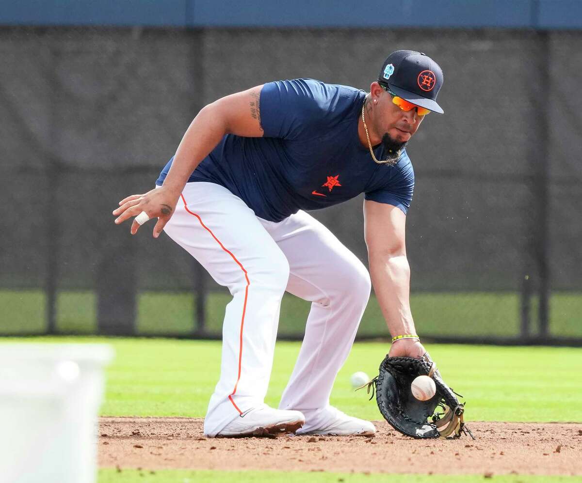 Houston Astros: José Abreu fills void left by Yuli Gurriel