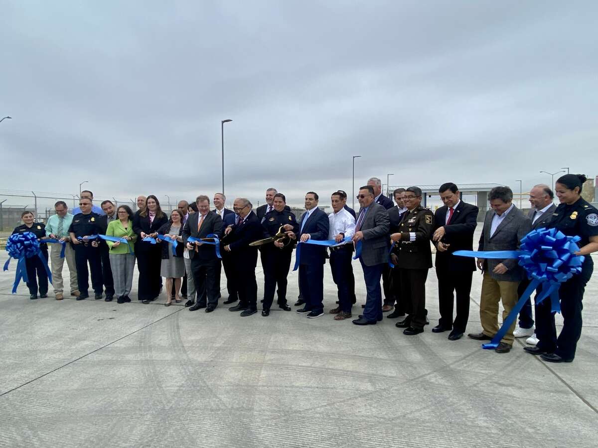 A ribbon-cutting ceremony to celebrate the opening of four FAST lanes at the World Trade Land Port of Entry (LPOE) was held on Friday.  