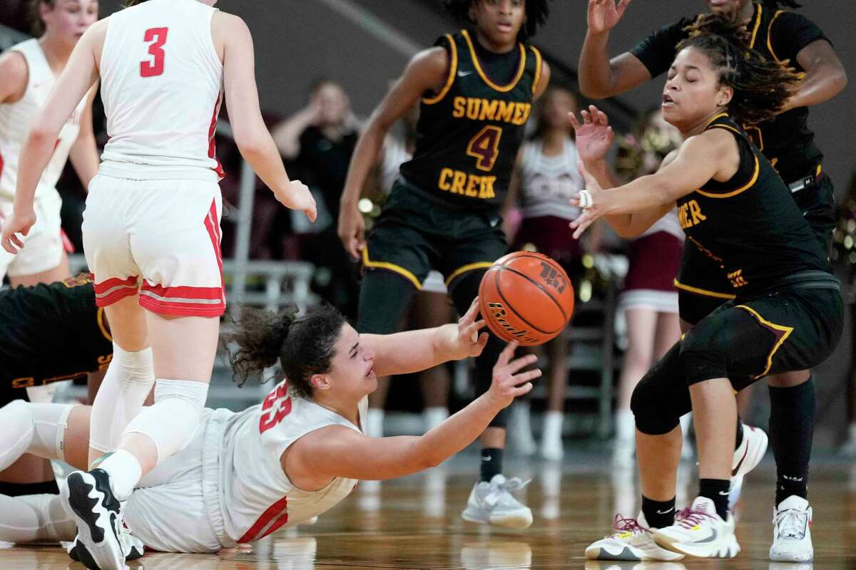 Summer Creek routs Memorial in Region III6A semifinal