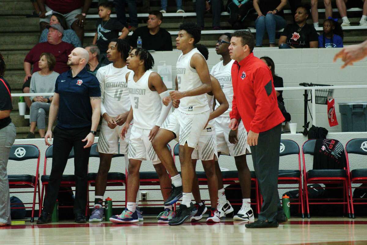 Pearland Dawson Eagles topple Atascocita Eagles in area round