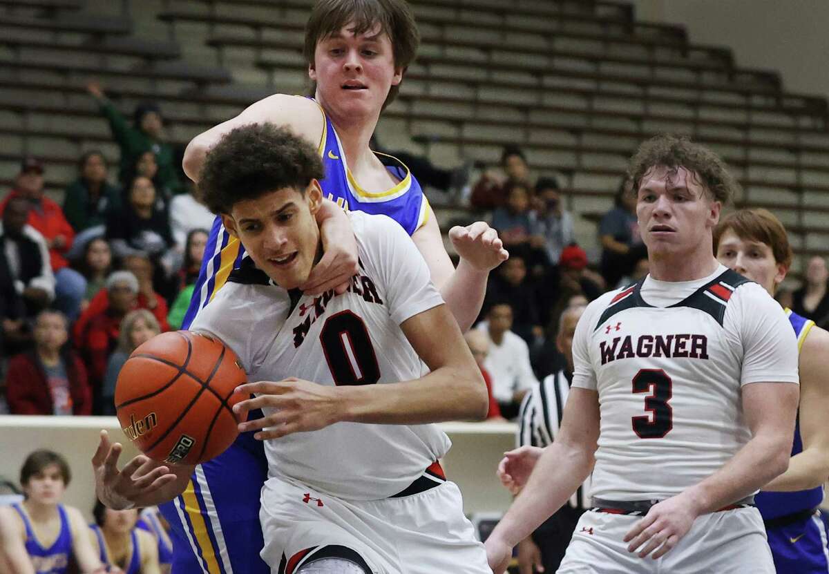 High school basketball: Alamo Heights, Veterans Memorial both rally advance