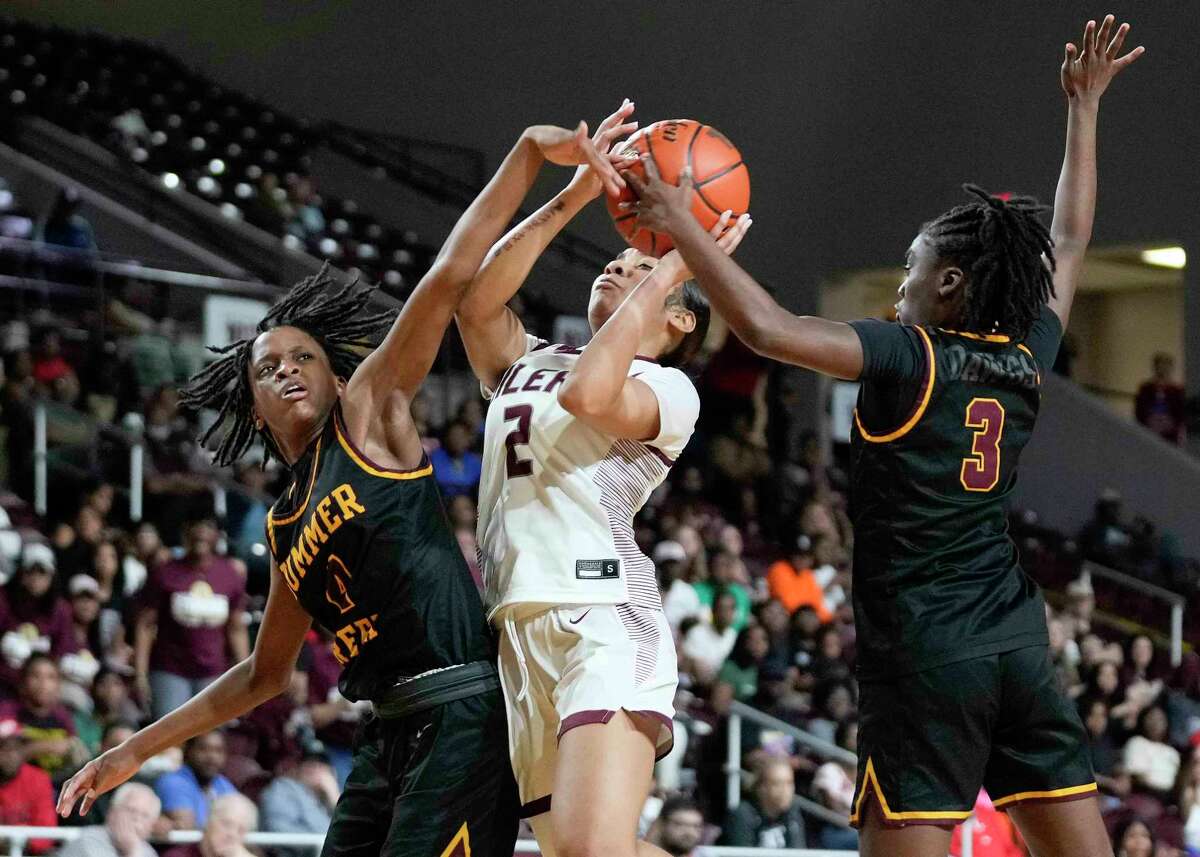 Pearland girls basketball headed to state tournament