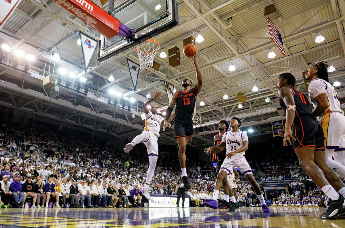 No. 1 Houston Cougars Secure AAC Regular-season Title