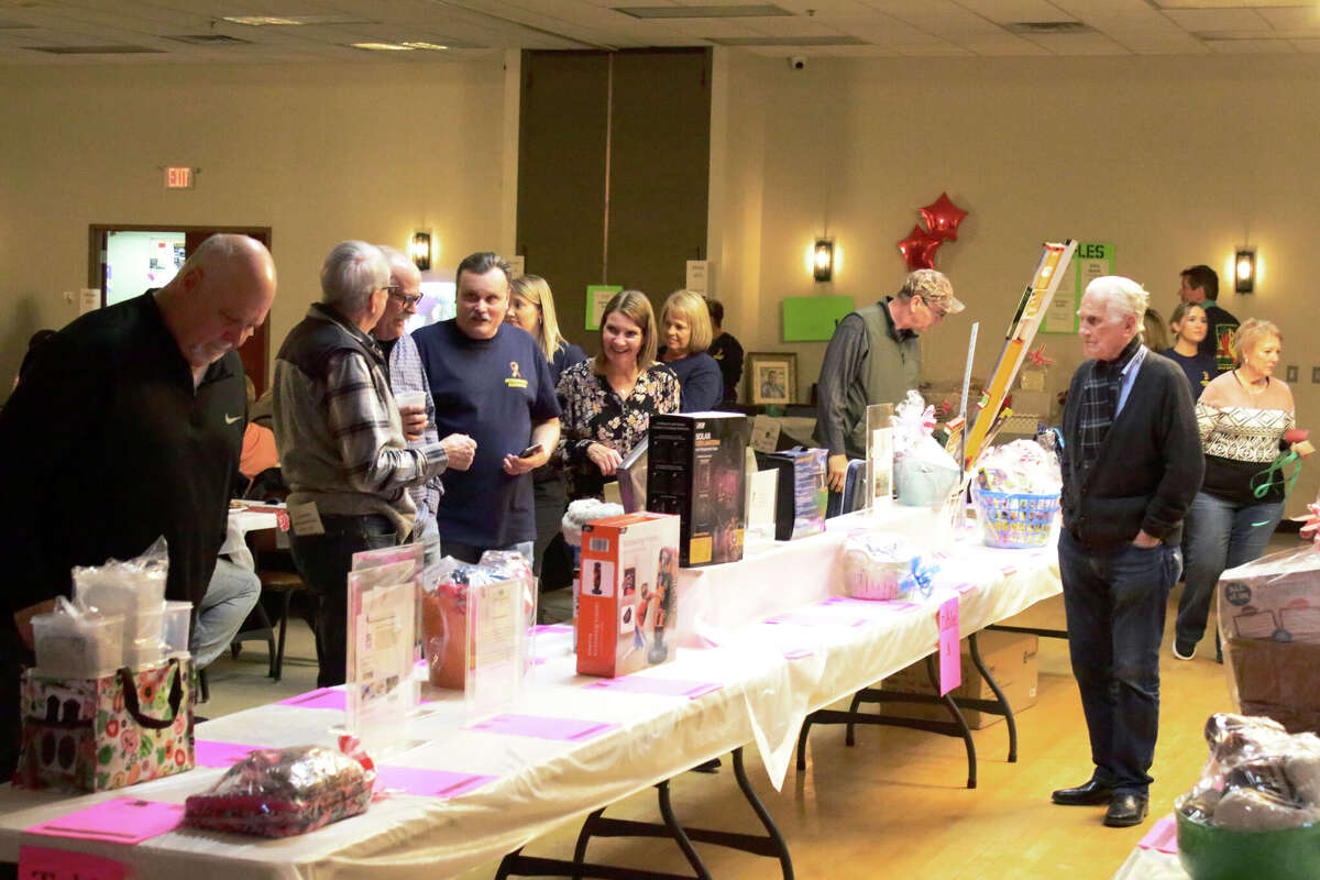 Edwardsville chili cookoff raises money for cancer research