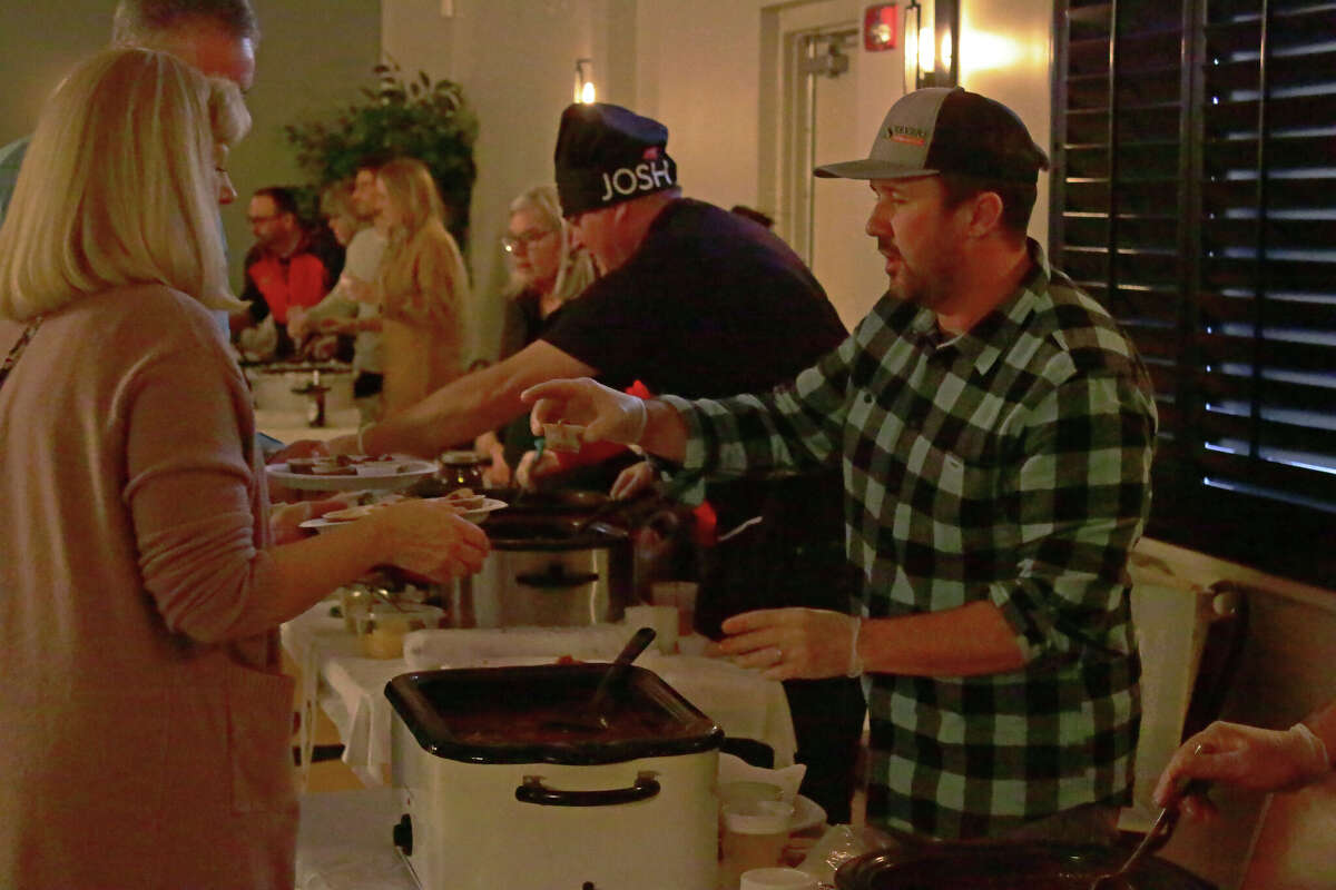 Edwardsville chili cookoff raises money for cancer research
