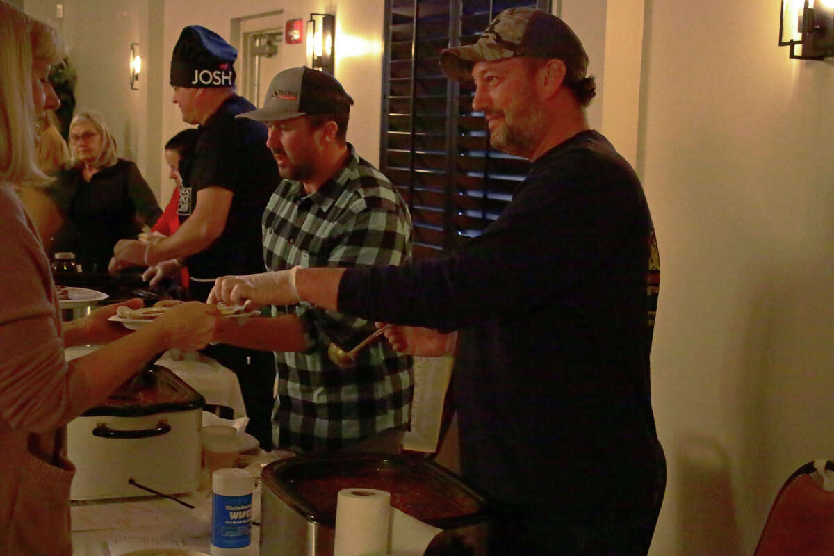 Edwardsville chili cookoff raises money for cancer research