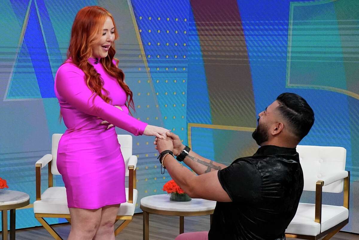 Marissa Dawn Larochelle was surprised when her boyfriend, Julio Lopez, popped the question on "GMA3."