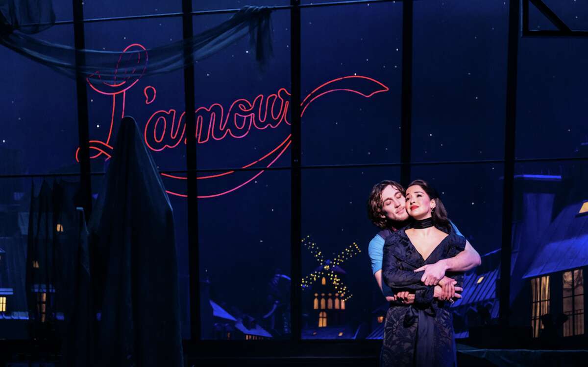 'Moulin Rouge!' dazzles Houston with jukebox pleasures