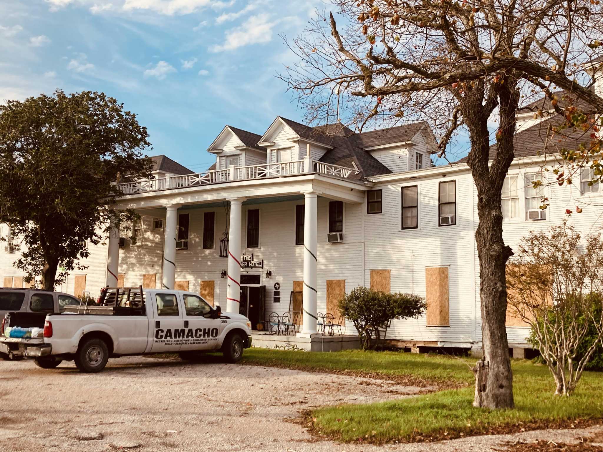 Historic Luther hotel might be demolished, replaced with modern resort