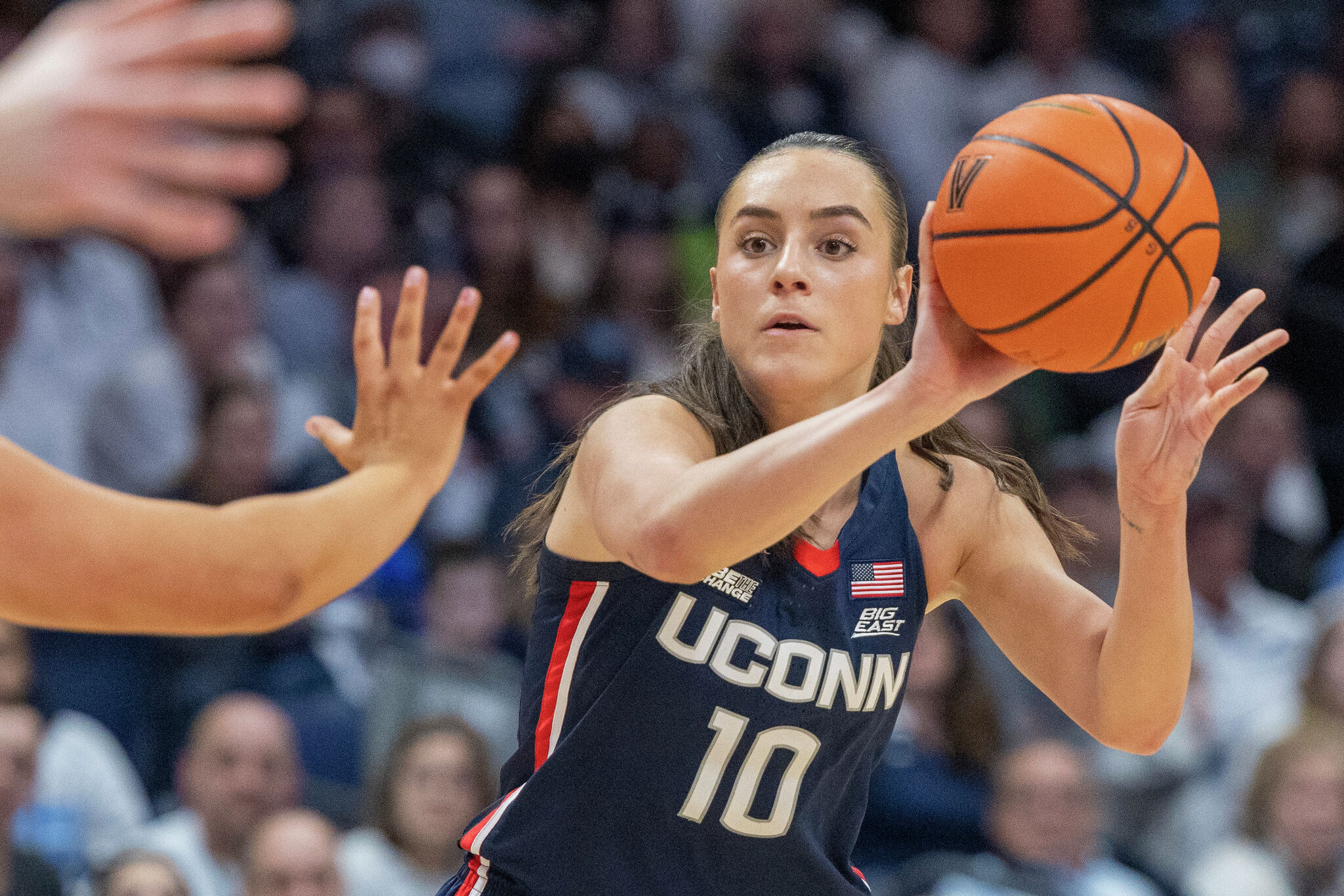 Nika Mühl's recordsetting season includes call from Sue Bird