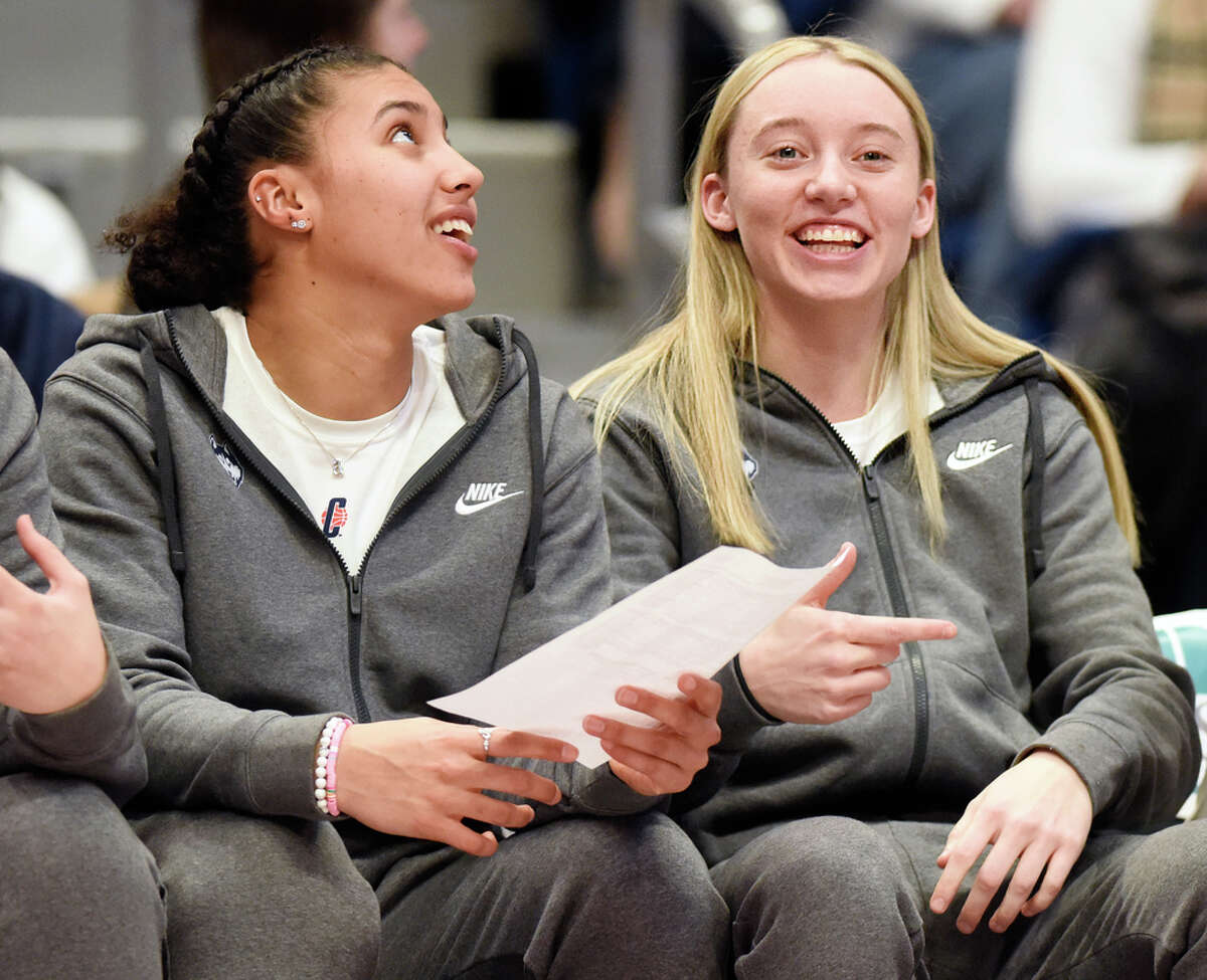 Paige Bueckers, Azzi Fudd ready to lead UConn team this season