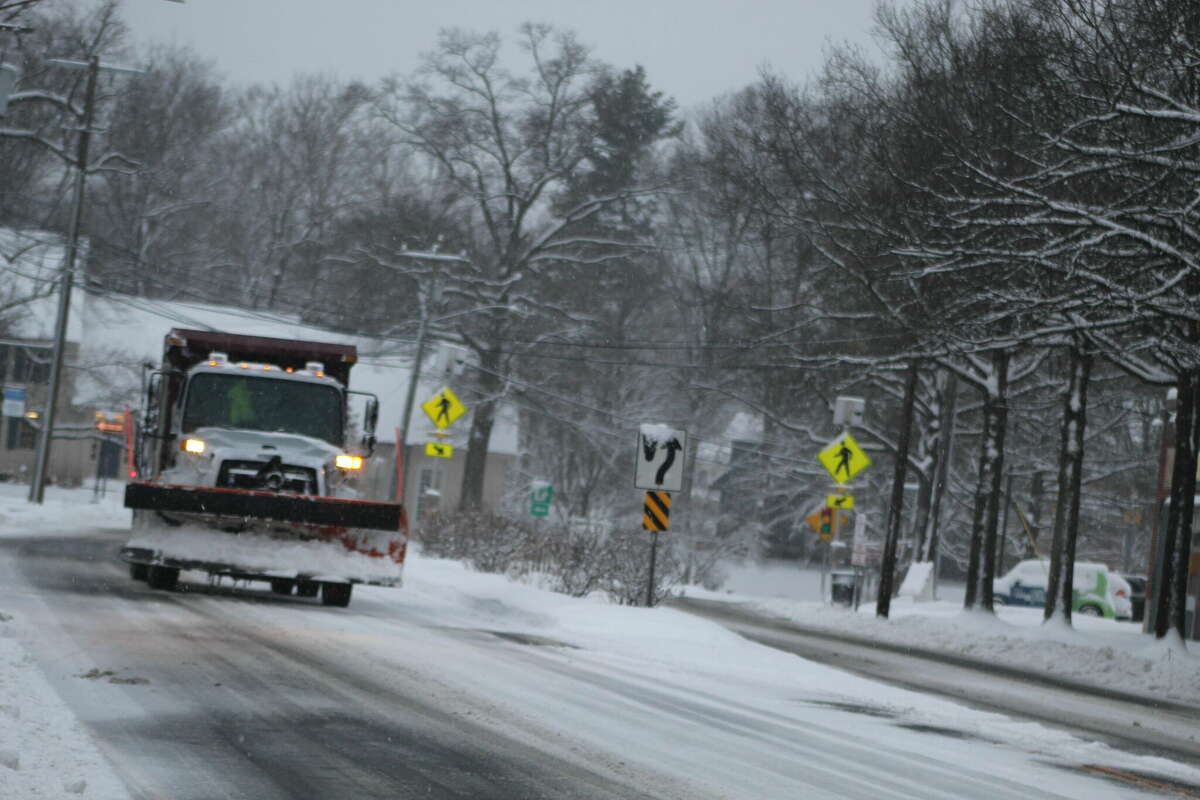 Connecticut Digs Out After First Big Snowfall Of Season