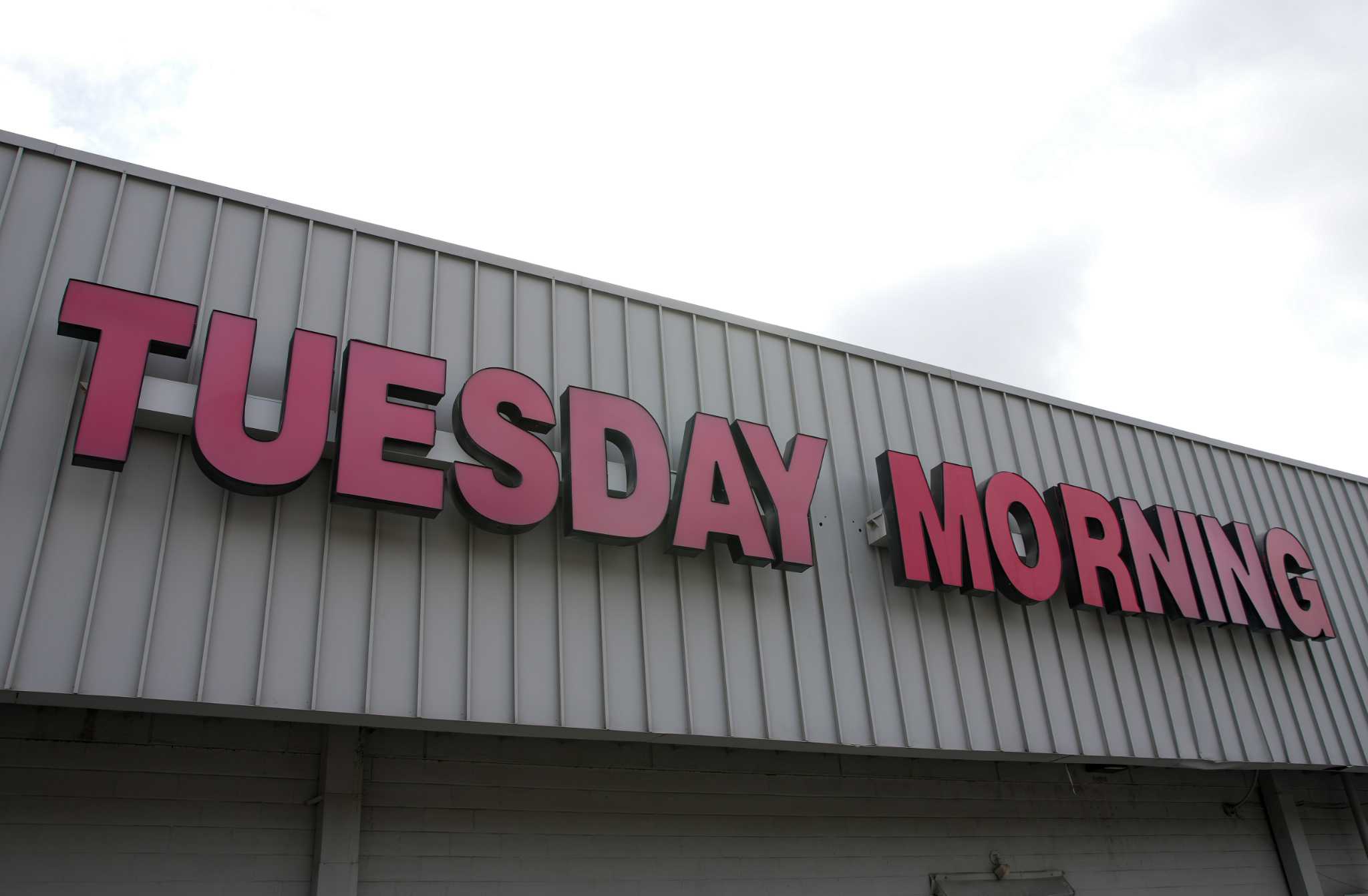 Tuesday Morning closing 3 Houston stores due to bankruptcy, holds sale