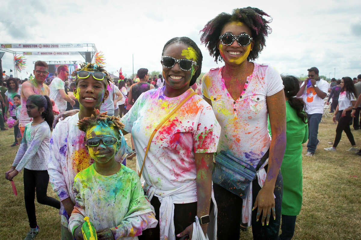 Houston Holi festivals How to celebrate Hindu holiday