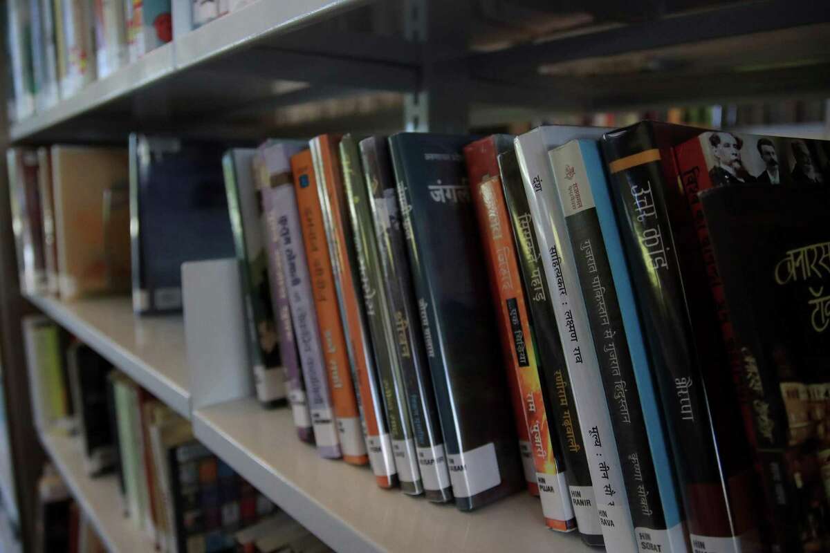 The Bellaire City Library has extended its hours to better serve the community.