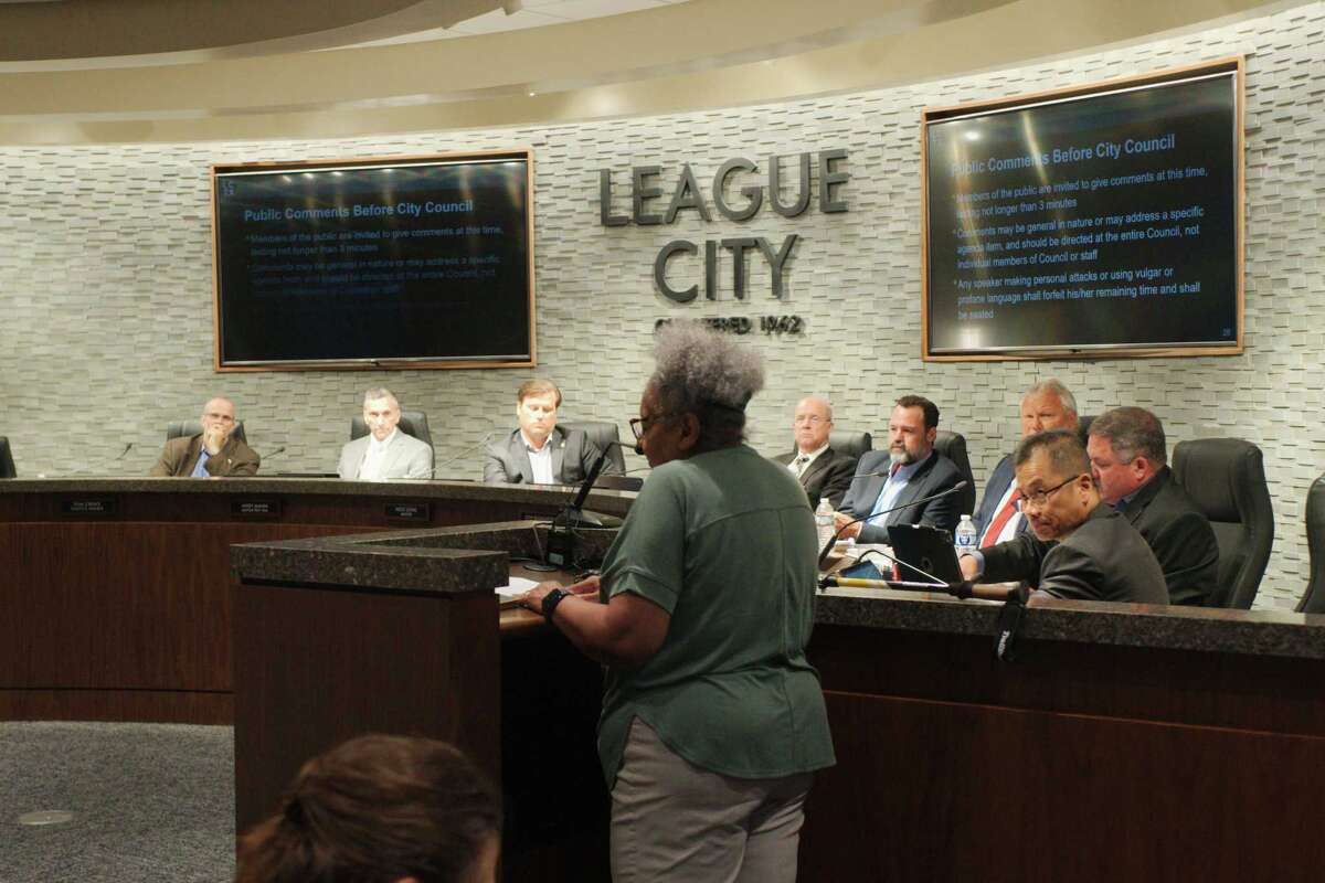 League City to create board to review library materials
