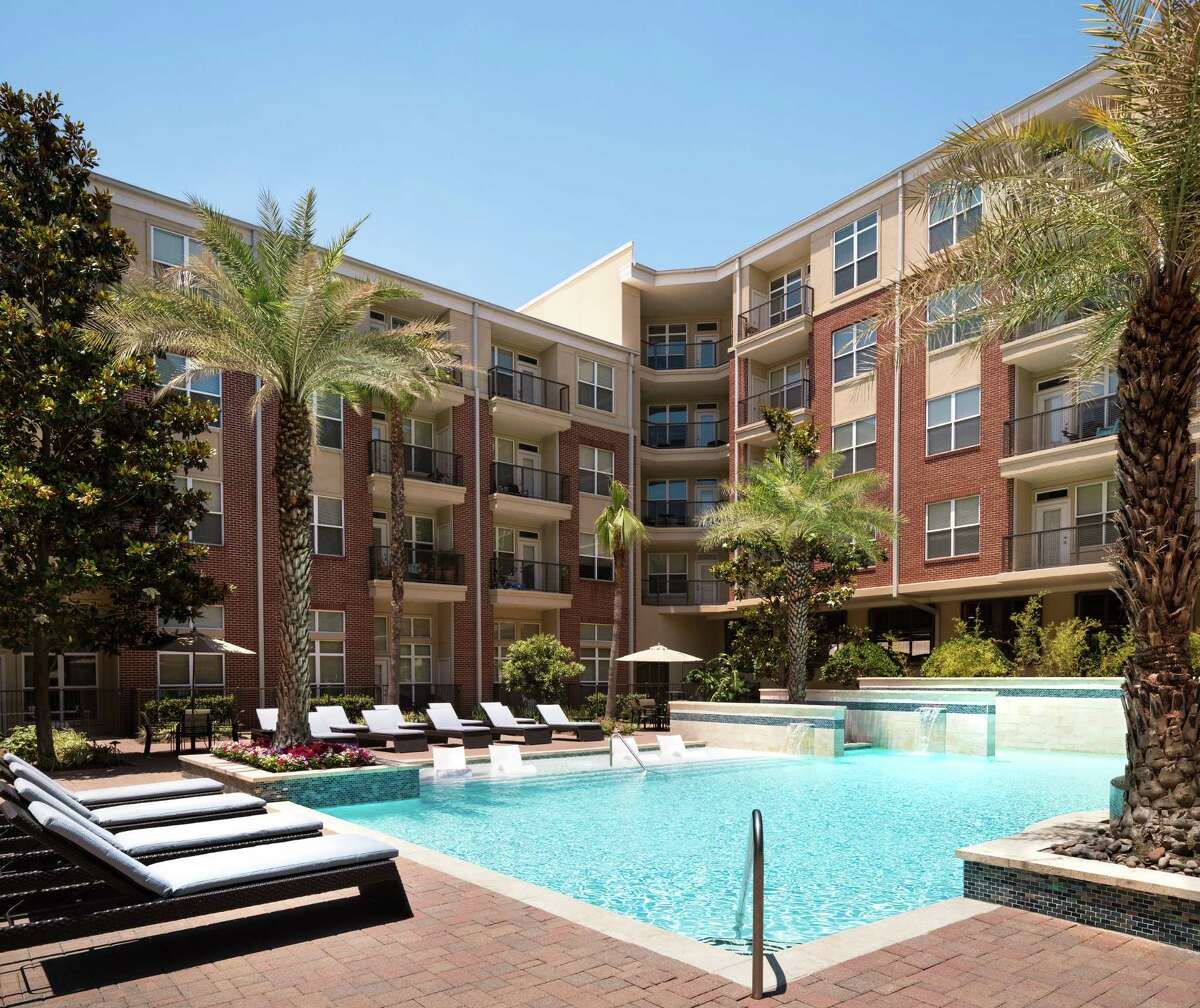 Dallas-based Westdale has acquired Metro Greenway, a 309-unit apartment mid-rise at 4100 Southwest Freeway.