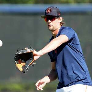 Houston Astros' Mauricio Dubon flies out during the fifth inning of a spring  training baseball game against the Atlanta Braves Friday, March 3, 2023, in  West Palm Beach, Fla. (AP Photo/Jeff Roberson