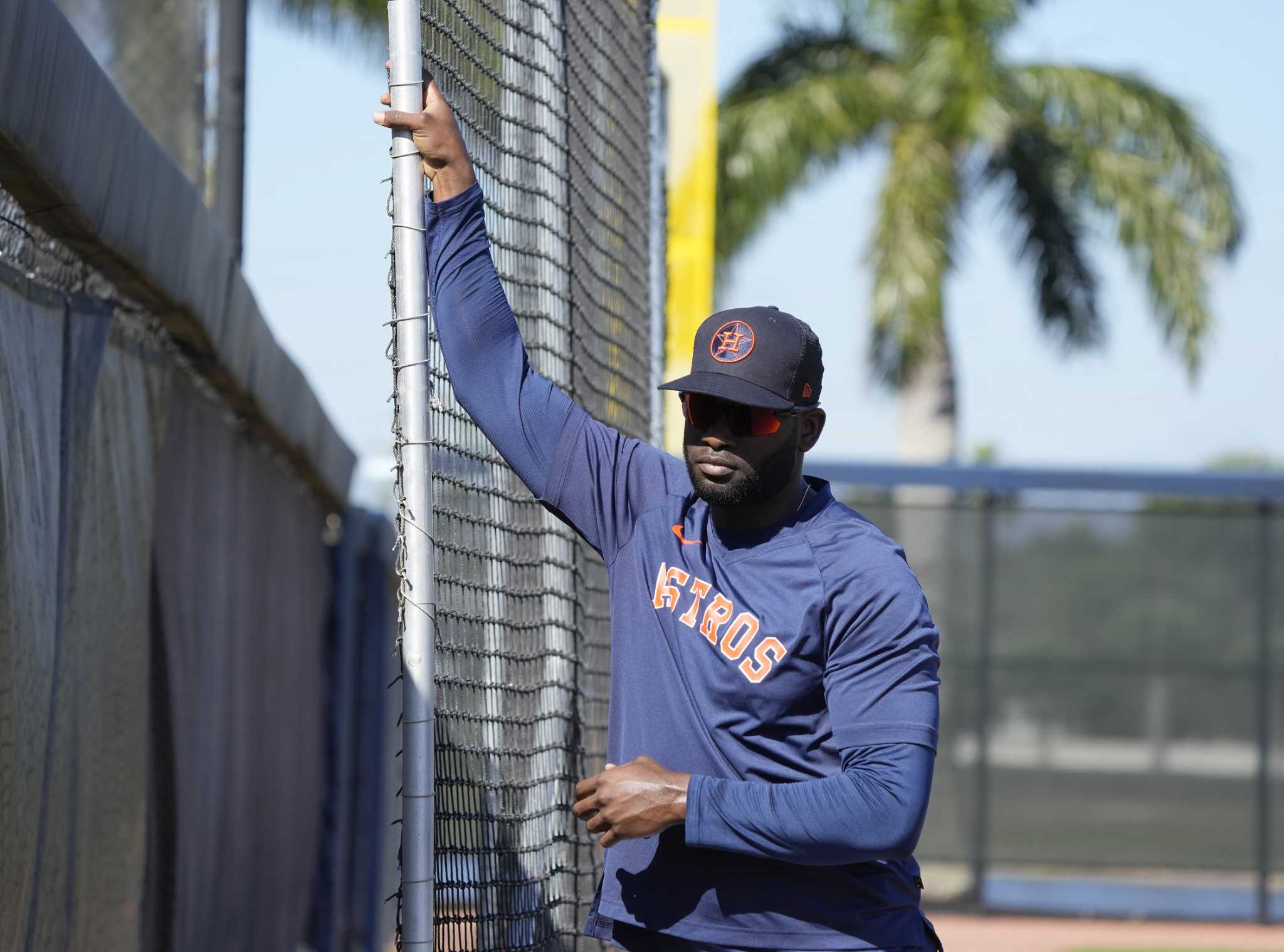 Report: Houston Astros' Yordan Álvarez Takes First Swings Since