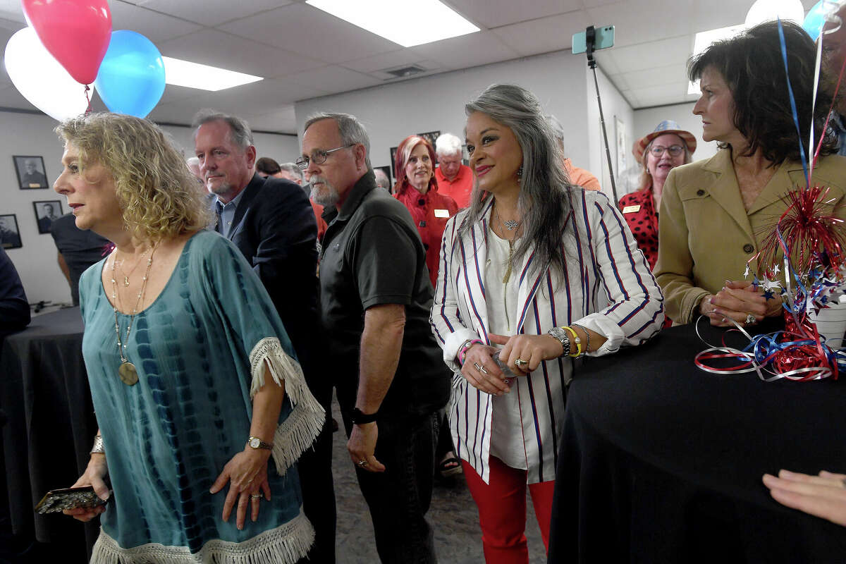 Jefferson County Republicans Celebrate Their New Home