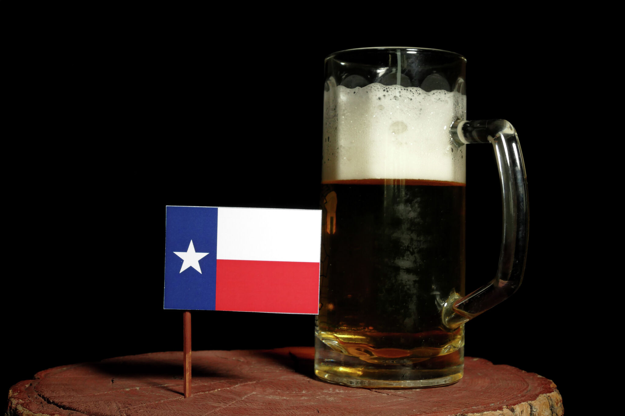 Texas lawmakers want to legalize selling liquor on Sundays