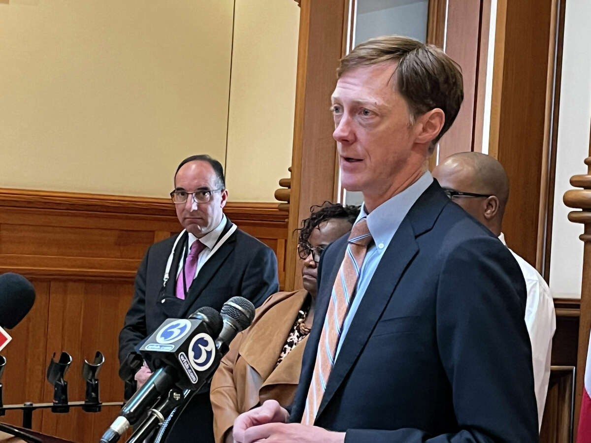 New Haven Mayor Justin Elicker presents his proposed 2023-2024 city budget on March 1, 2023. 