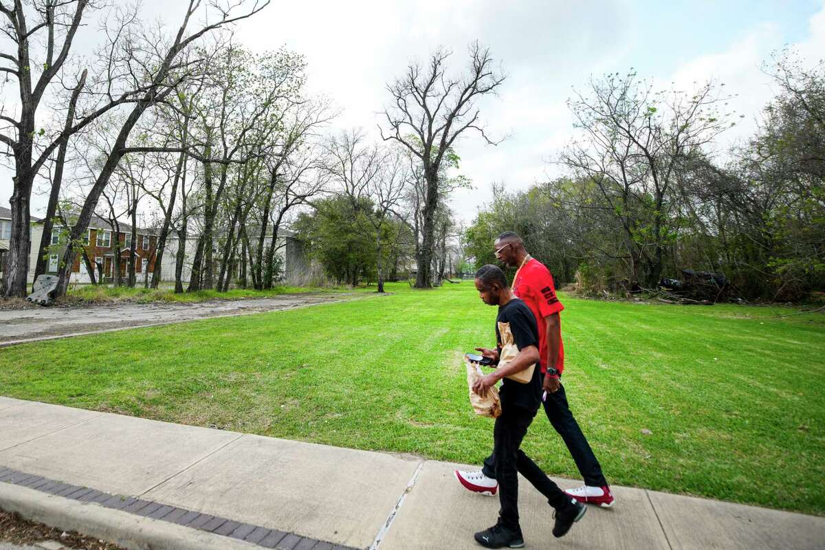 Houston Housing Authority votes to purchase 45 Third Ward properties