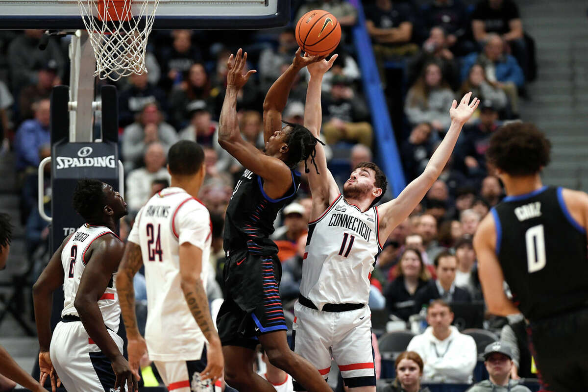 UConn Men's Basketball With Blowout Win In Home Finale