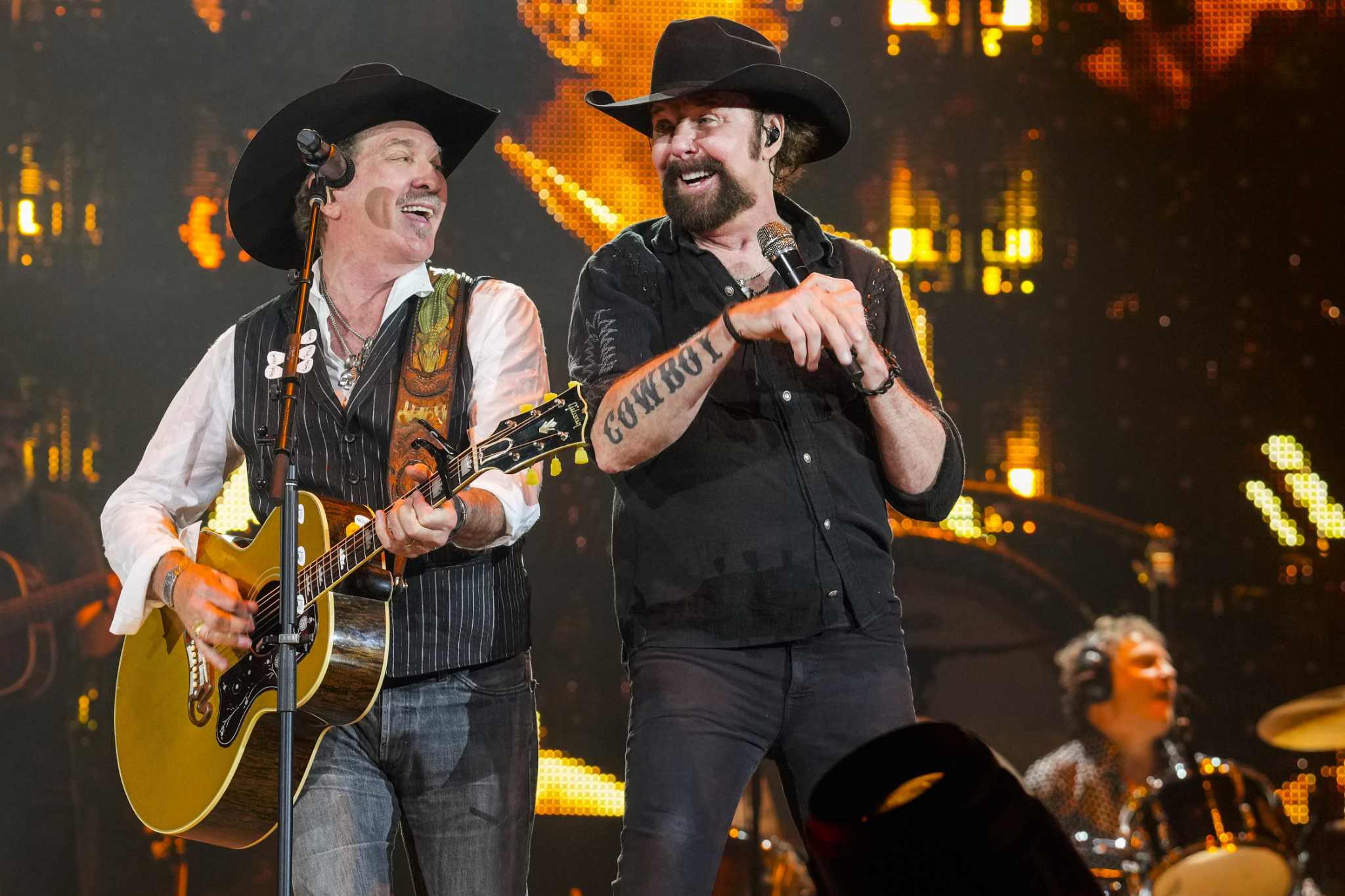 Brooks Dunn Sing 30 Years Of Hits At Houston Rodeo Concert