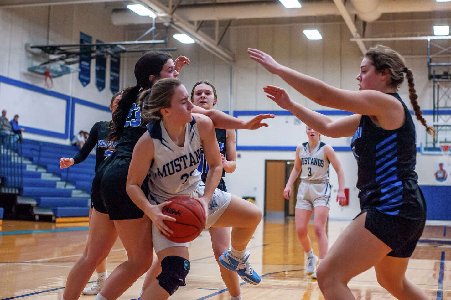 Redhot Meridian, Hemlock to square off